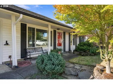 Exterior - 60 NE 23rd St, Gresham, OR 97030 photo 1 of 13