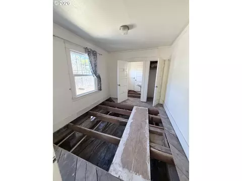 Bedroom - 2461 Potter St, Eugene, OR 97405 photo 5 of 5