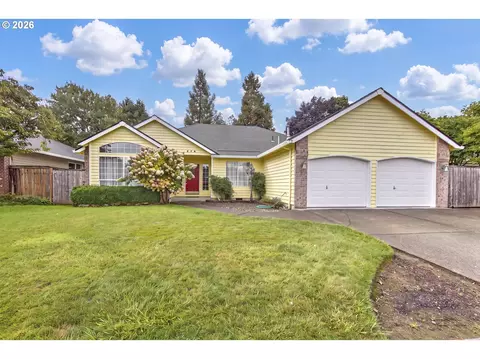 672 NE Valarie Ct, Hillsboro, OR 97124