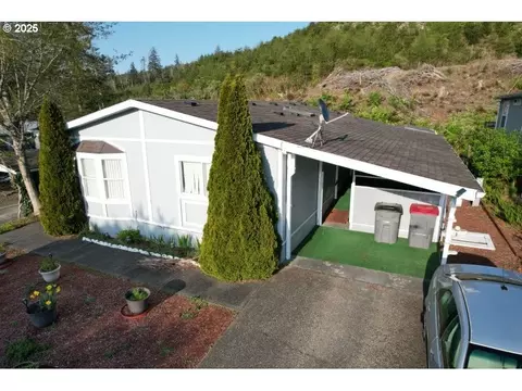 481 Hillside Loop, Seaside, OR 97138 photo 3