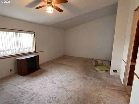 481 Hillside Loop, Seaside, OR 97138 photo 41