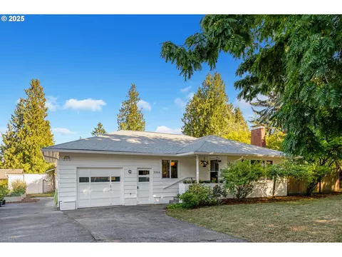 9964 SE 43rd Ave, Milwaukie, OR 97222