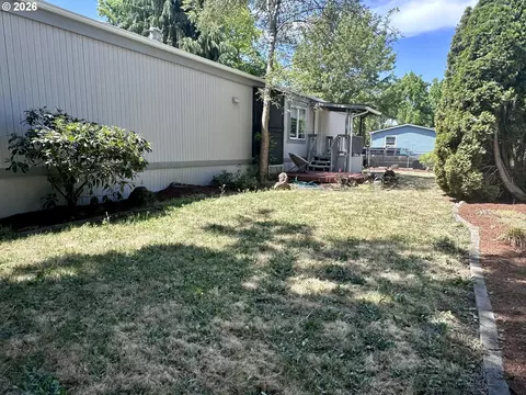 369 Lacasa St, Eugene, OR 97402 photo 6
