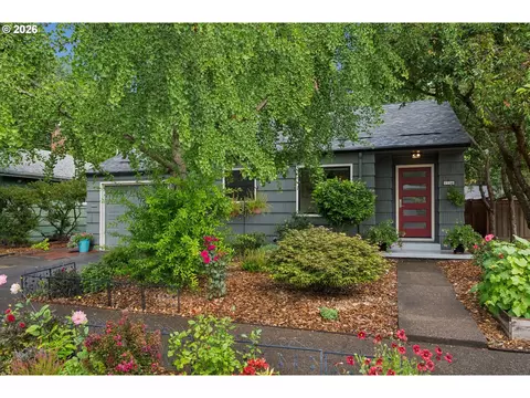 4908 SE 44th Ave, Portland, OR 97206