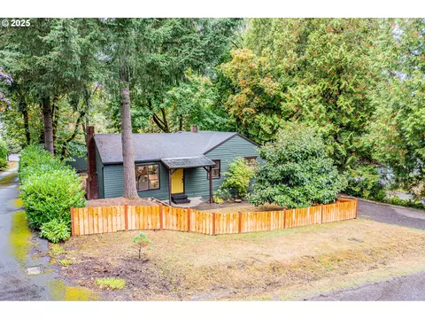 99399927 SW 25th Ave, Portland, OR 97219