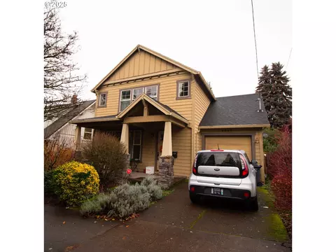 4049 SE Long St, Portland, OR 97202
