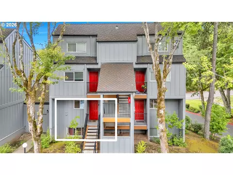 4 Touchstone #62, Lake Oswego, OR 97035