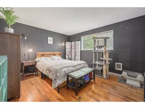 Bedroom - 230 River Loop 2, Eugene, OR 97404 photo 1 of 6