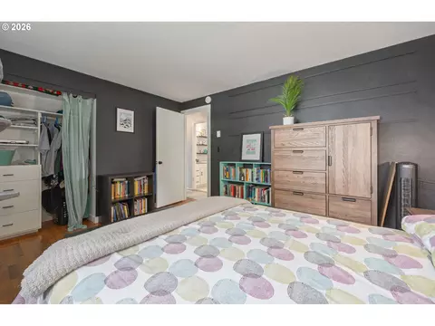 Bedroom - 230 River Loop 2, Eugene, OR 97404 photo 3 of 6
