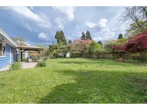 Exterior - 230 River Loop 2, Eugene, OR 97404 photo 10 of 10