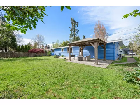 Exterior - 230 River Loop 2, Eugene, OR 97404 photo 6 of 10
