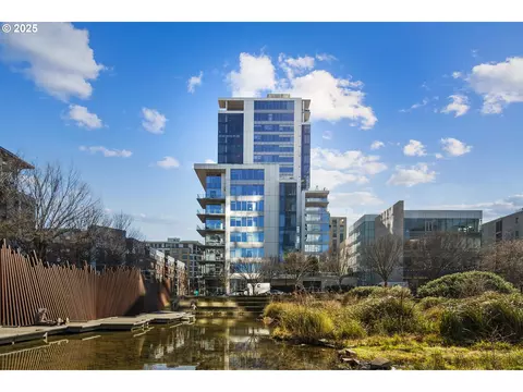 1001 NW Lovejoy St #605, Portland, OR 97209