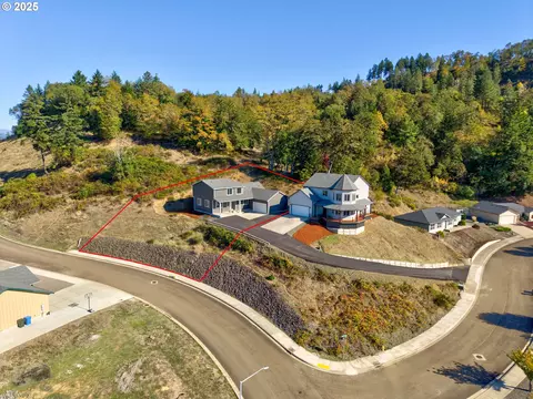 View/Area - 664 Brooks Loop, Sutherlin, OR 97479 photo 6 of 6