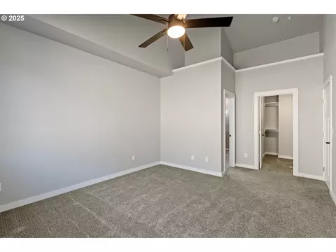 Bedroom - 664 Brooks Loop, Sutherlin, OR 97479 photo 3 of 6