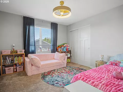 Bedroom - 37425 Coho St, Sandy, OR 97055 photo 5 of 5