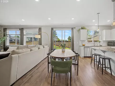 Dining - 37425 Coho St, Sandy, OR 97055 photo 1 of 1