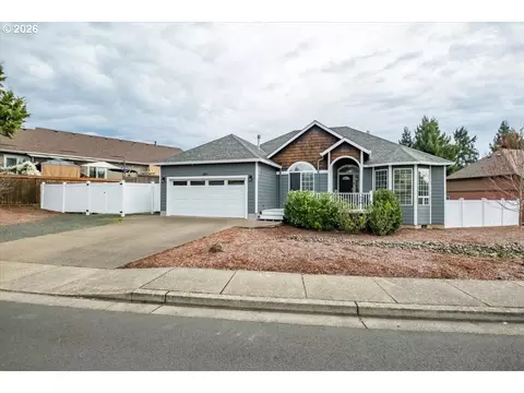 684 NW Jasper St, Dallas, OR 97338