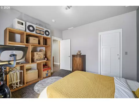 Bedroom - 2340 Willamette St, Eugene, OR 97405 photo 1 of 4