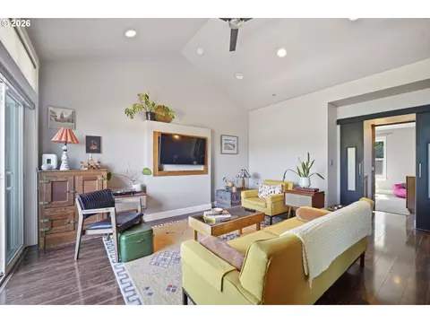 Living - 2340 Willamette St, Eugene, OR 97405 photo 3 of 3