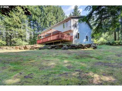Exterior - 4816 NE 324th Ave, Camas, WA 98607 photo 6 of 8