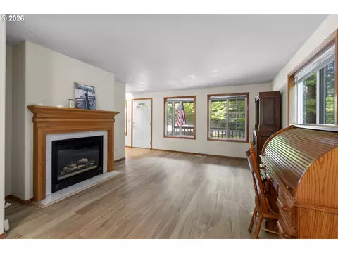 Living - 4816 NE 324th Ave, Camas, WA 98607 photo 2 of 4