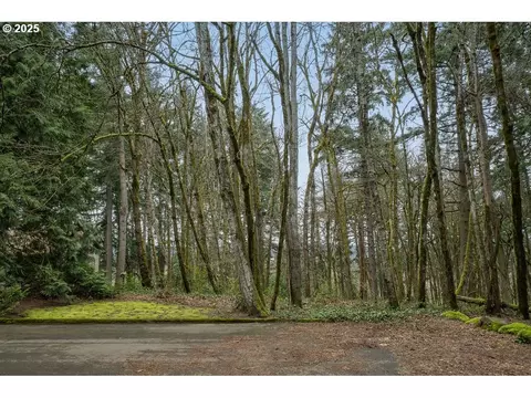 larch LOT 6, Lake Oswego, OR 97034