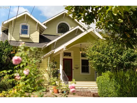 2225 NE 15th Ave, Portland, OR 97212
