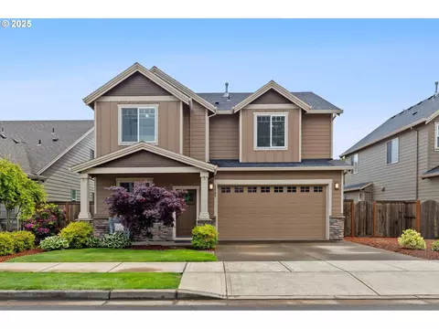 12708 Aspenwood Ln, Oregon City, OR 97045
