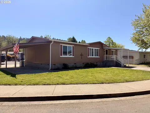 1312 Sunny Ct, Sutherlin, OR 97479