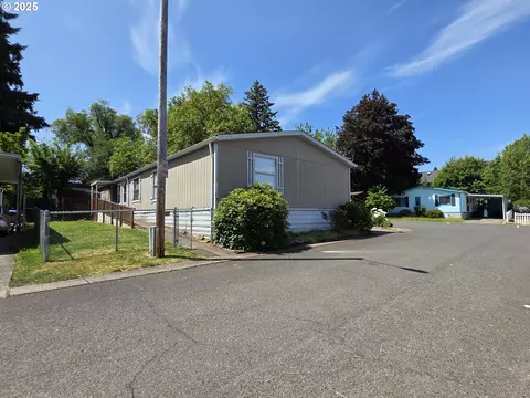 13115 SE Foster Rd #13, Portland, OR 97236