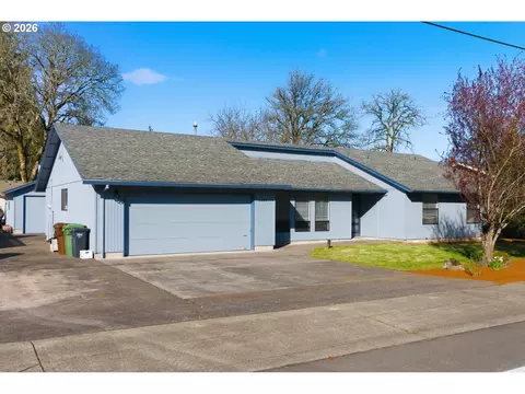2664 Sykes Rd, Saint Helens, OR 97051