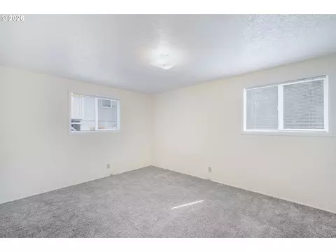 Bedroom - 3670 Willamette St, Eugene, OR 97405 photo 4 of 5