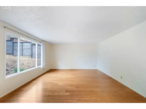 Living - 3670 Willamette St, Eugene, OR 97405 photo 3 of 4
