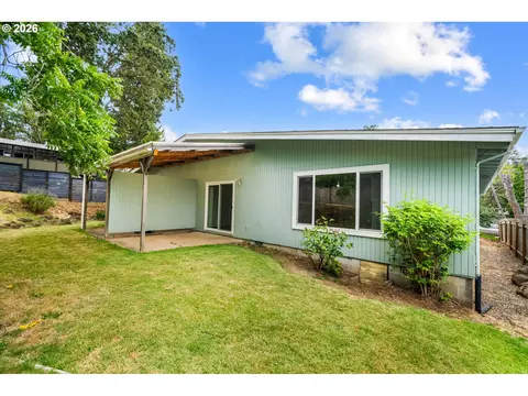 Exterior - 3670 Willamette St, Eugene, OR 97405 photo 1 of 3