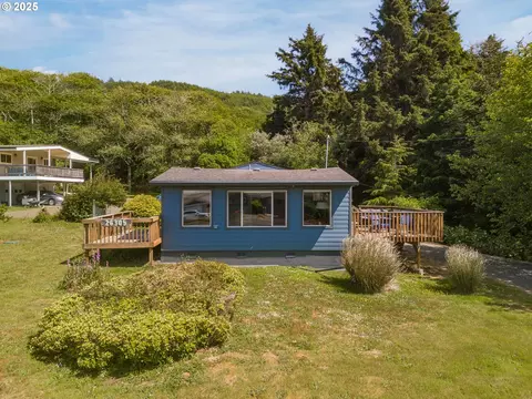 26305 Sandlake Rd, Cloverdale, OR 97112