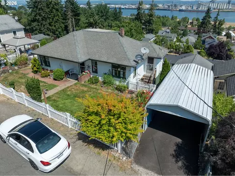 View/Area - 417 W E St, Rainier, OR 97048 photo 8 of 9