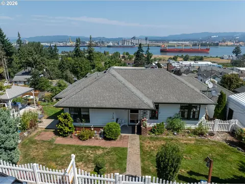 View/Area - 417 W E St, Rainier, OR 97048 photo 7 of 9