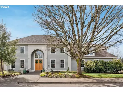 14775 SW Peachtree Dr, Portland, OR 97224