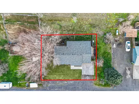 View/Area - 70981 SW Douglas Dr, Pendleton, OR 97801 photo 1 of 2