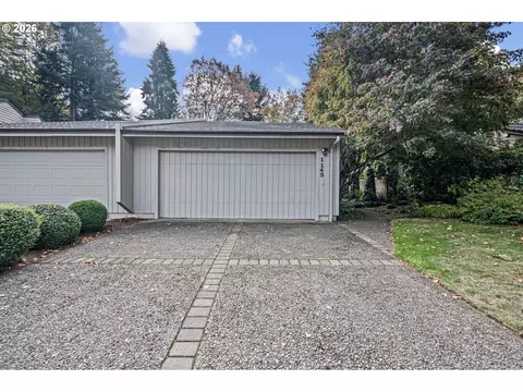 1143 Cayuse Cir SE, Salem, OR 97306