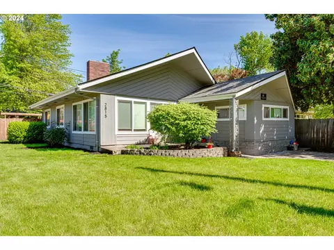 2815 Hilyard St, Eugene, OR 97403