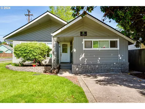 Exterior - 2815 Hilyard St, Eugene, OR 97403 photo 1 of 2
