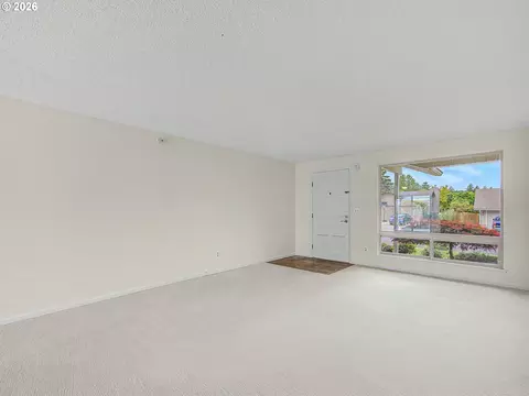 Living - 1702 SW Mawrcrest Ave, Gresham, OR 97080 photo 1 of 5