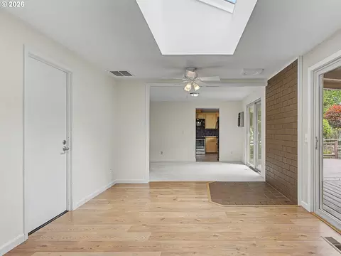 Living - 1702 SW Mawrcrest Ave, Gresham, OR 97080 photo 5 of 5