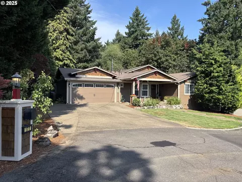 177 Belle Ct, Oregon City, OR 97045