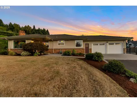 14300 SE King Rd, Happy Valley, OR 97086