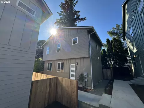 4803 SE Ina Ave, Milwaukie, OR 97267