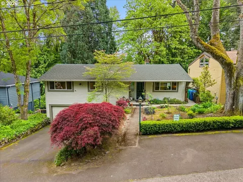 934 SW Cheltenham St, Portland, OR 97239