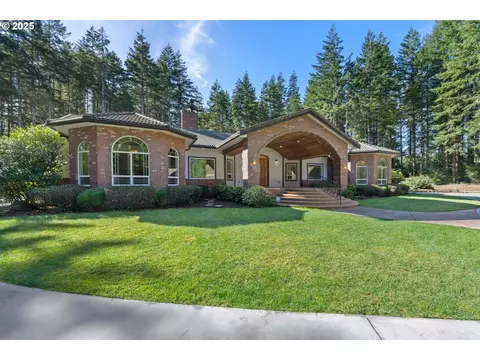 89264 Whiskey Run Ln, Bandon, OR 97411