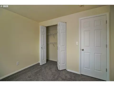 1033 E St, Independence, OR 97351 photo 22